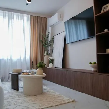 Apartament Luxury 1bdr In Ideal Center *
