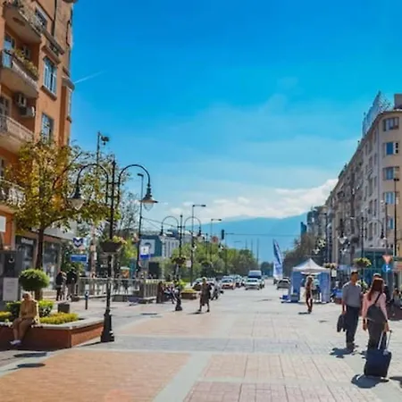 Luxury 1bdr In Ideal Center Διαμέρισμα Σόφια